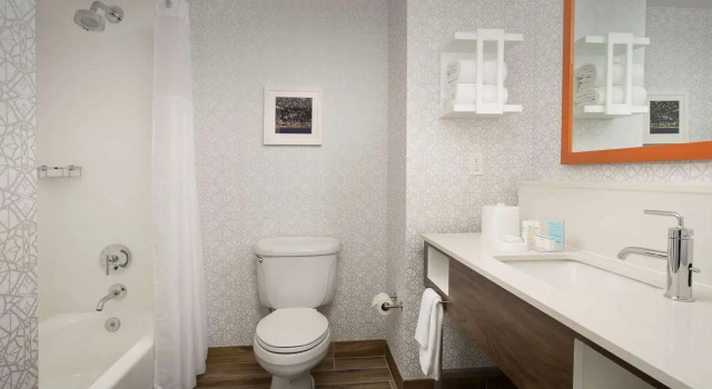 Люкс с видом на город Hampton Inn Baltimore-Downtown-Convention Center