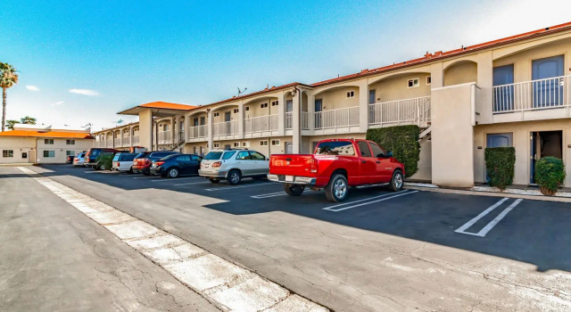 Motel 6 Anaheim, CA