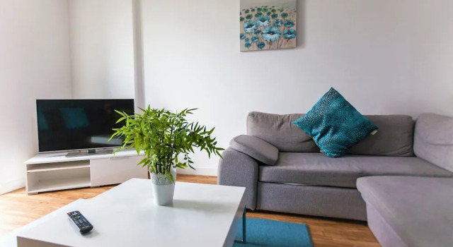 Beautiful 3 Bed Apartment in Media City