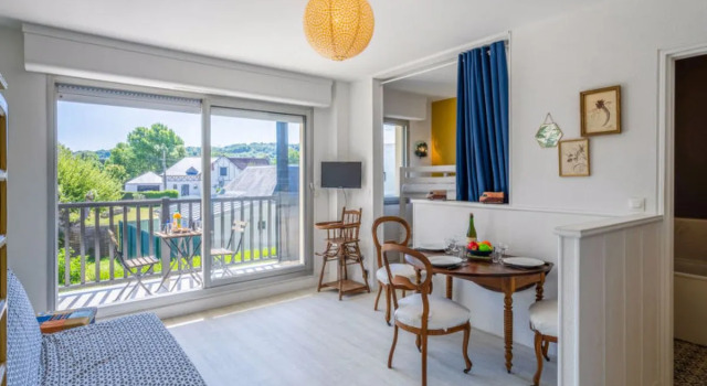 Apartment LAmiral Houlgate, Забронировать Апартаменты/квартира Ульгат 