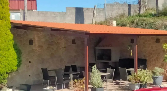 Семейный номер Standard с красивым видом из окна Hostal Nuevo Alonso