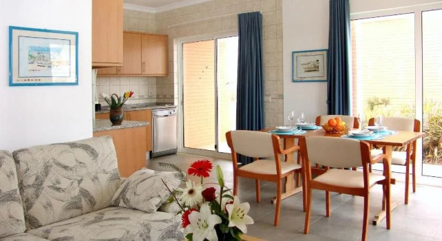 Apartamentos Maritur, Book Apartment Hotels in Algarve with a Pool, Swimming Pool