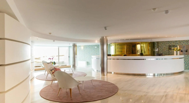 Santa Monica Suites Hotel, Забронировать Отель СПА-отели Плайя дель Инглес, рядом с Pacha Gran Canaria, SPA-услуги
