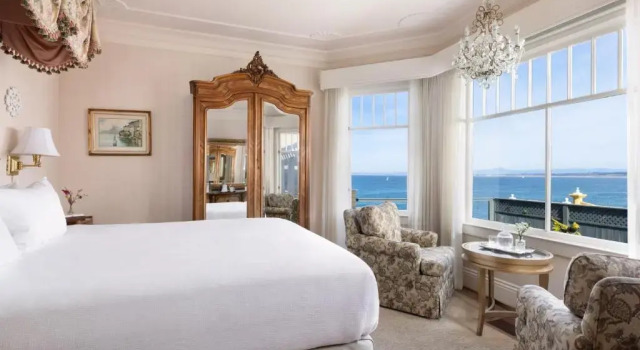 Двухместный номер Deluxe с частичным видом на море Seven Gables Inn on Monterey Bay, A Kirkwood Collection Hotel
