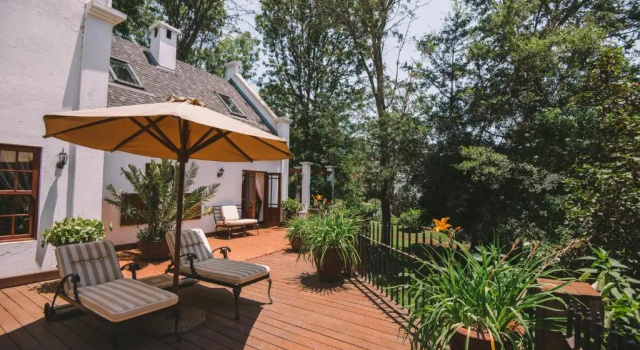 The Manor at Ngorongoro, Rezervați Hotel Hoteluri de 5 stele în Arusha, 5*
