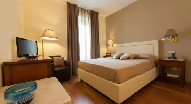 Bronzino House