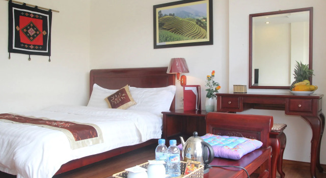 Sapa Lake View Hotel, Забронировать Отель Шапа Лаокай, рядом с Рынок Сапа