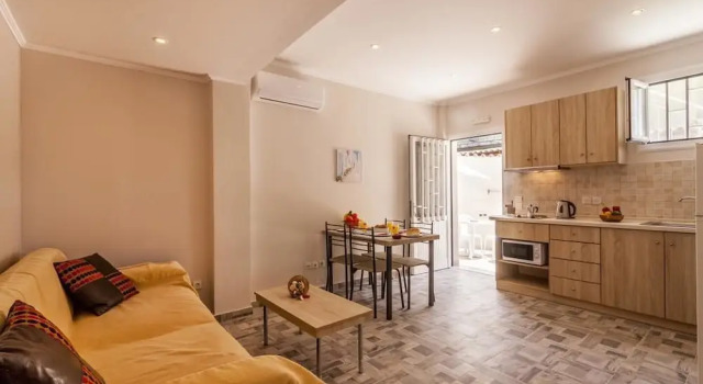 Апартаменты Georgia's Corfu Apartment