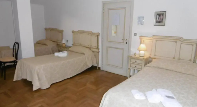 Семейный номер Standard с балконом Hotel Villa Maria