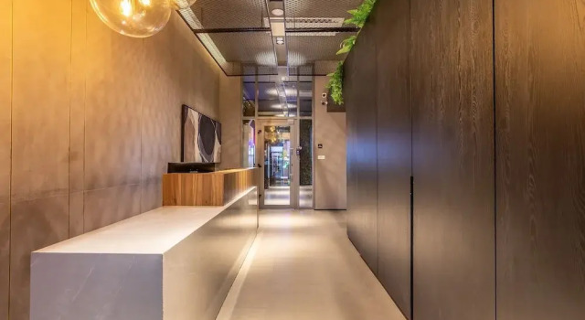 Studio w/ Balcony and 290m From the Subway Oln1702, Забронировать Апартаменты/квартира Апартаменты Сан-Пауло, рядом с Праса да Авроре, Апартаменты/квартира