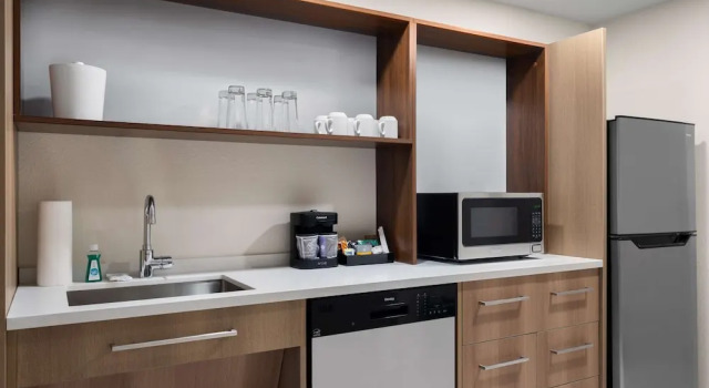 Четырёхместный люкс Home2 Suites By Hilton Brownsburg