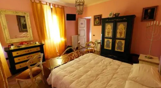 Il Casale Del Barone, Prenota Hotel SantʼAgapito 