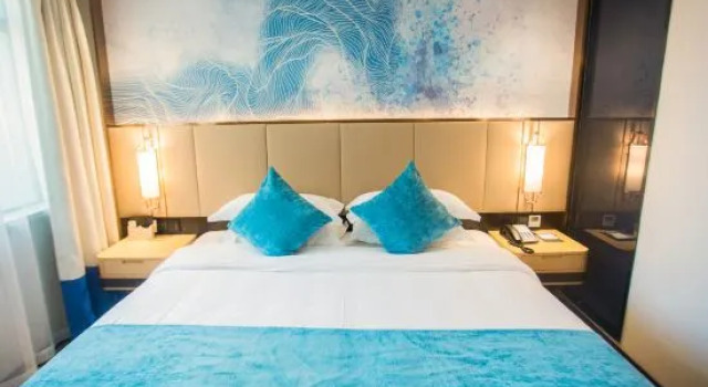 Люкс Deluxe GreenTree Eastern Hotel Huaian Suning Plaza West Huaihai Road