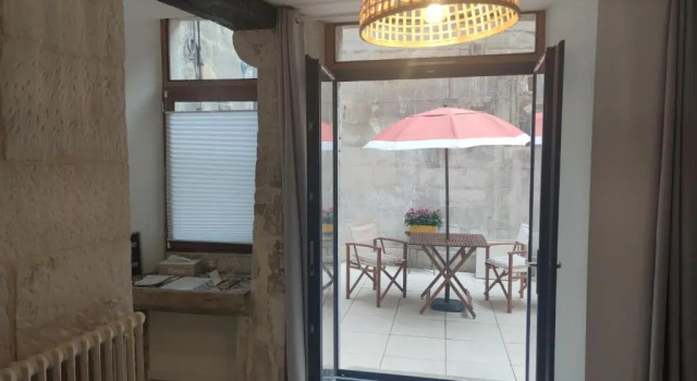 Studio de charme, au calme dans le vieux Chaumont, Rezervovat Hotel Chaumont 