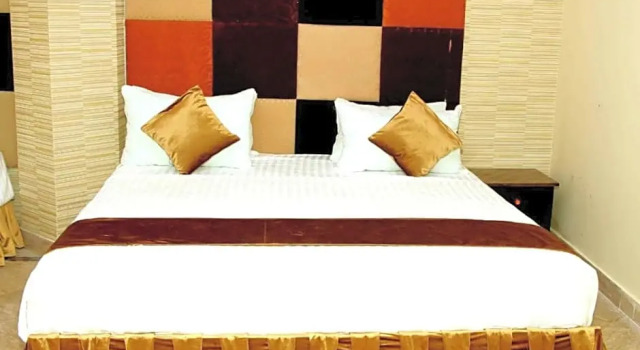 Hotel Premier Inn Gulberg