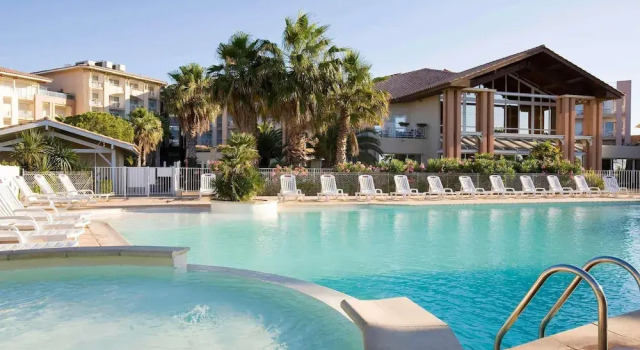 Двухместный номер Classic с балконом Mercure Thalasso & Spa Port Fréjus