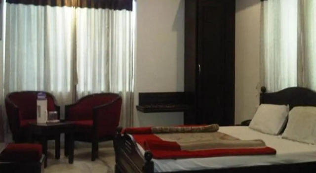 Двухместный номер Deluxe Hotel Ambaji International