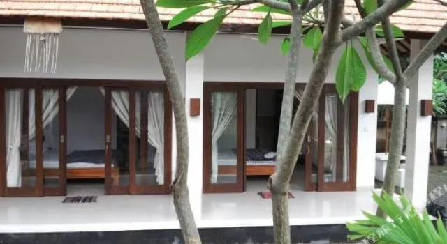 Mimpi Manis Air Sanih, Buchen Sie Hotel Kubutambahan Buleleng