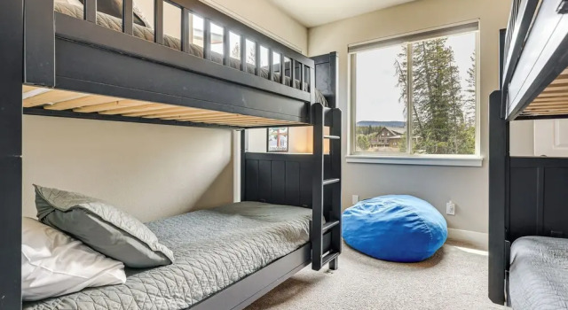 Walk to Dtwn: Fraser Retreat w/ Hot Tub & Views!