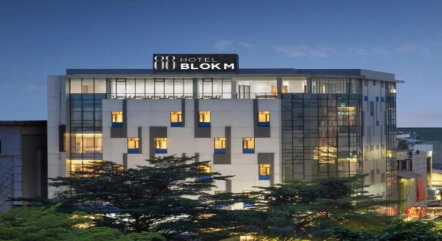 Hotel 88 Blok M Jakarta By WH, Book Hotel Kebayoran Baru Jakarta