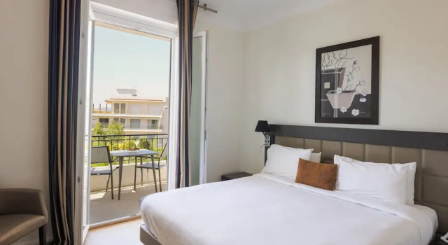Номер Comfort с балконом Hôtel La Villa Cap d’Antibes
