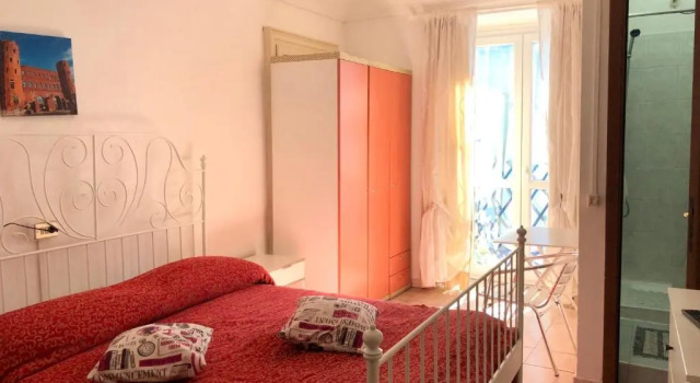 B&B Da Lisa, Reservar Pousada (com pequeno-almoço) San Salvario Valentino Turim, perto de Dante