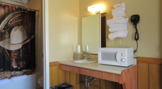 Big Bear Motel