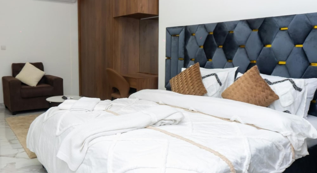 Апартаменты Luxury с 2 комнатами с балконом и с видом на город Peravi Suites at The Essence