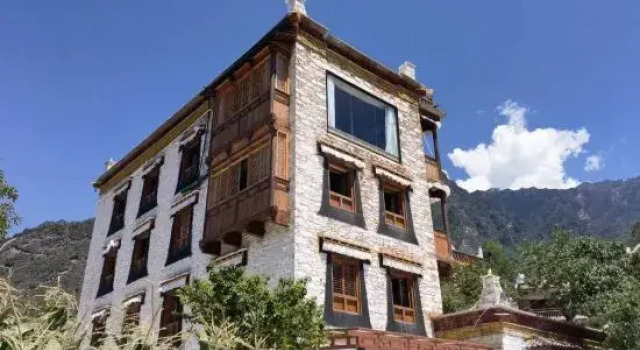 Danba Zongkar Homestay, Buchen Sie Hotel Danba Sichuan