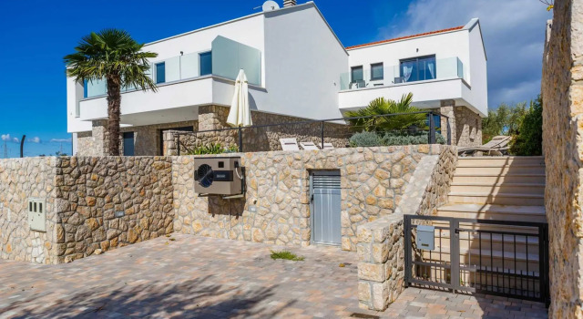Villa MARIA with heated swimming pool, Prenota Villa Gabonjin 