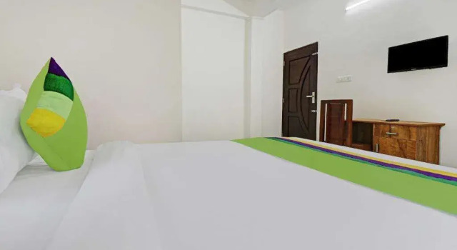 Nirupama,Hotel Aluva 700 Mtr From Aluva Railway Station, Забронировать Апартаменты/квартира Недорогие отели штата Кералы, недорого