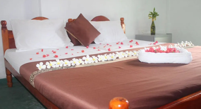 Eco Beach Hotel & Ayurveda Spa, Забронировать Курортный отель Курортные отели Тангаллы, рядом с Tangalle Lagoon, Курортный отель