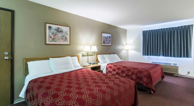 Четырёхместный номер Standard Park Inn