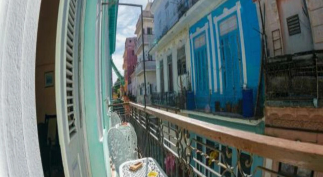 Casa Margarita y Roberto, Забронировать Отель Гавана Гавана, рядом с Старая площадь