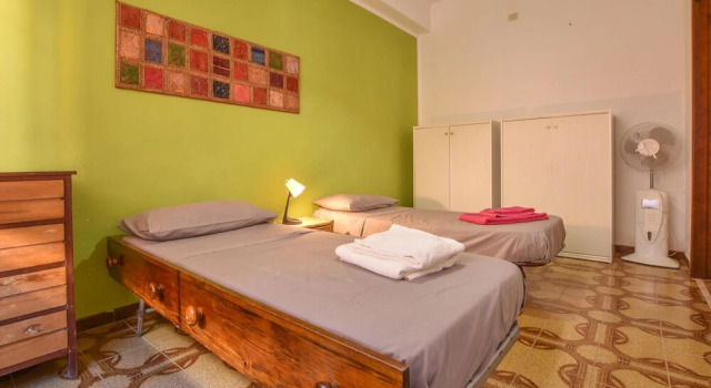 Beautiful Home in Alcamo With Wifi and 3 Bedrooms, Book Hotel Hotels in Sicily with Parking, Parking