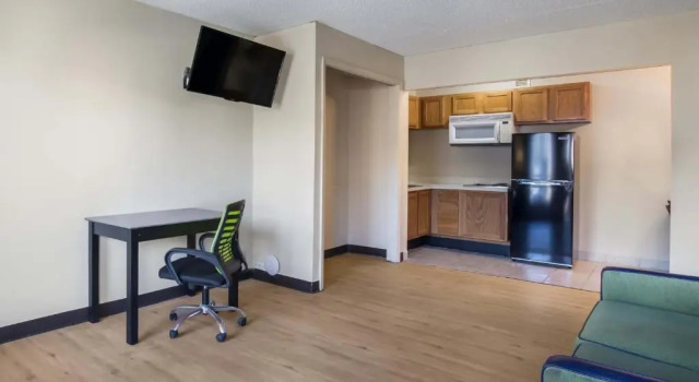 Люкс One life studio and suites