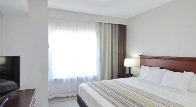 Люкс Country Inn & Suites by Radisson, Biloxi-Ocean Springs, MS