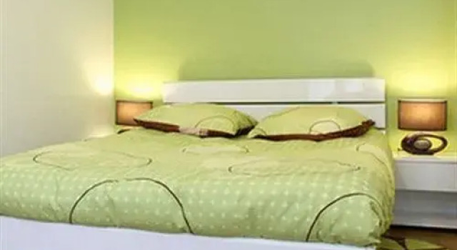 Vacation Rental Championnet, Забронировать Отель Париж Иль-де-Франс, рядом с Монмартр