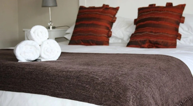 Windmill Guesthouse, Забронировать Отель Отели Свеллендам 3 звезды, рядом с SwellenMark Regional Shopping Center, 3*