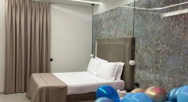Люкс Deluxe Hotel 2000