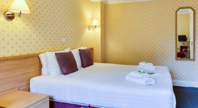 Двухместный номер Standard с видом на сад Cumberland Hotel