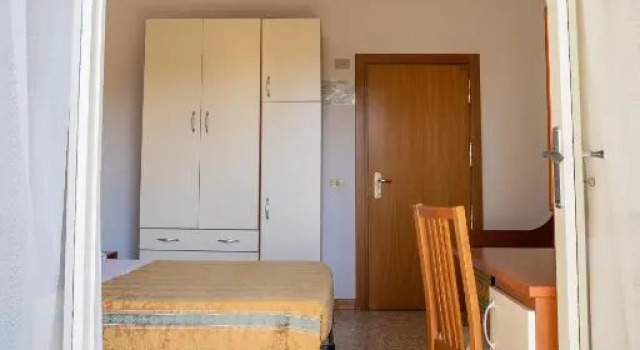 Трёхместный номер Hotel Happy