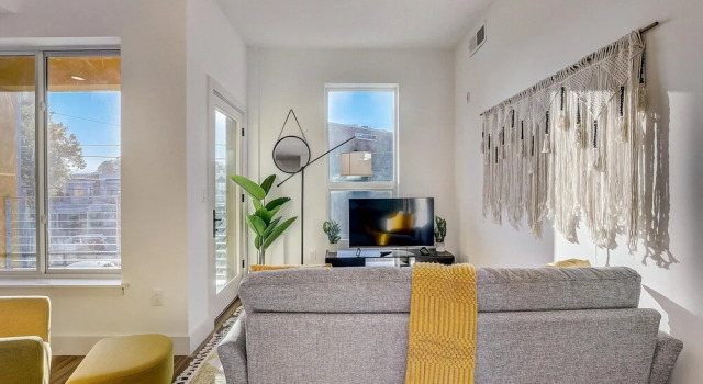 FRONTDESK The Glenwood Apts Brewerytown Philadelphia, Забронировать Апартаменты/квартира Апартаменты Филадельфии, рядом с Fairmount Park Athletic Field, Апартаменты/квартира