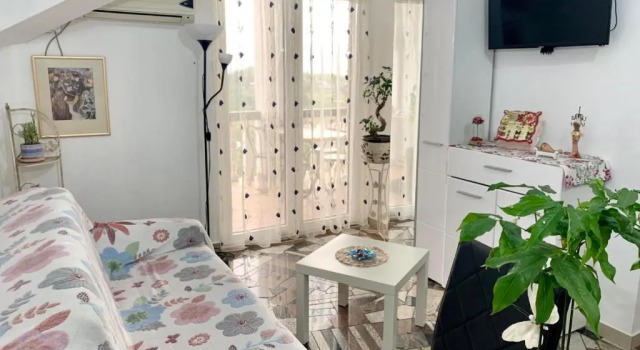 Апартаменты c 1 комнатой с балконом и с видом на море Отель Rooms Tamara