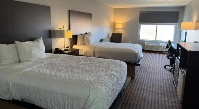 Номер Deluxe AmericInn by Wyndham Columbus Wisconsin