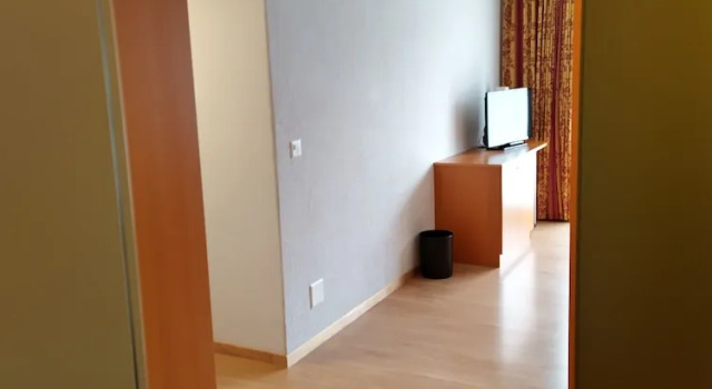 Семейный номер Standard с балконом Hotel Sherlock Holmes "nur 200m zur Gondelbahn Hasliberg"