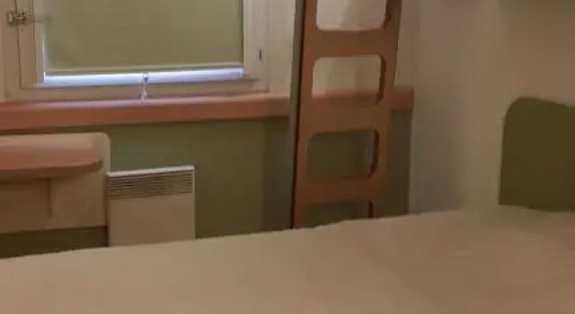 Четырёхместный номер Standard ibis budget Orly Rungis