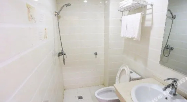 Hangzhou Loke Express Homestay, Забронировать Отель Ханчжоу Чжэцзян