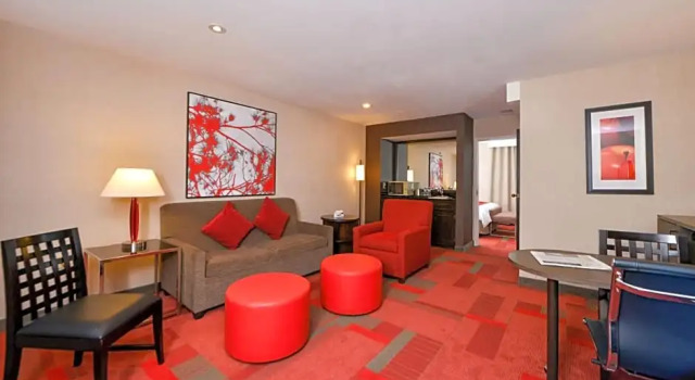 Doppel Suite Radisson Hotel Madison