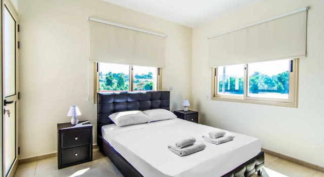Prengos Sea View Villa, Book Villa 3-stjernede hoteller i Neo Chorio, 3*